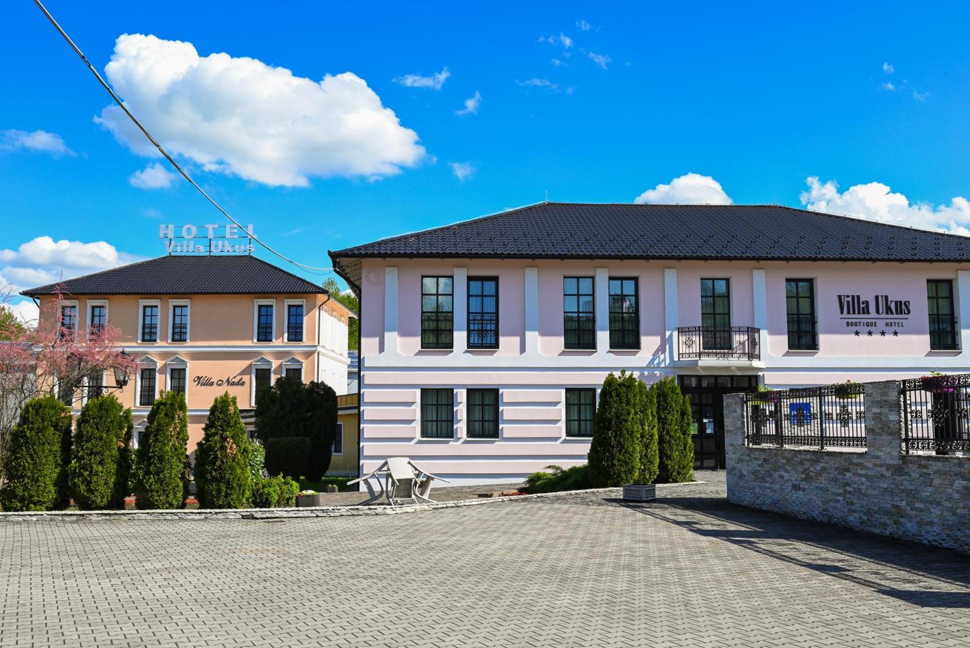 Boutique Hotel Ukus Tesanj Exterior photo